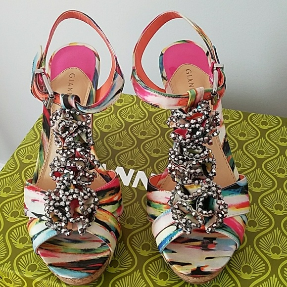 Gianni Bini Shoes - Gianni Bini Wedge Sandals